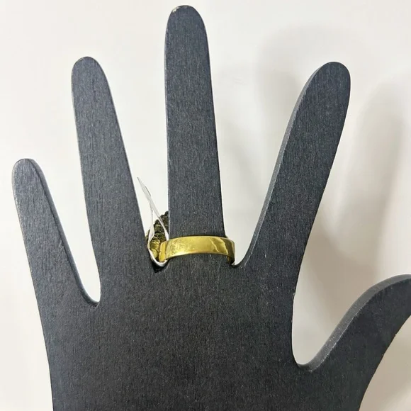 Red Radiance - Picture 2 of 6